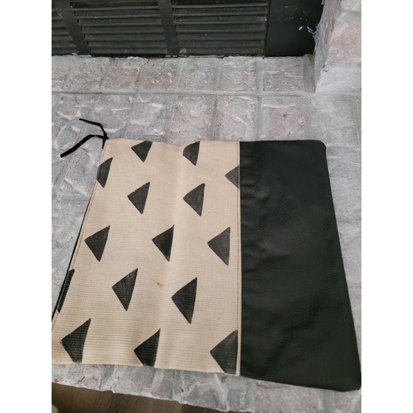 Boho Foldover clutch purse, Canvas and leather, Geometry, Triangles - Picture 6 of 7
